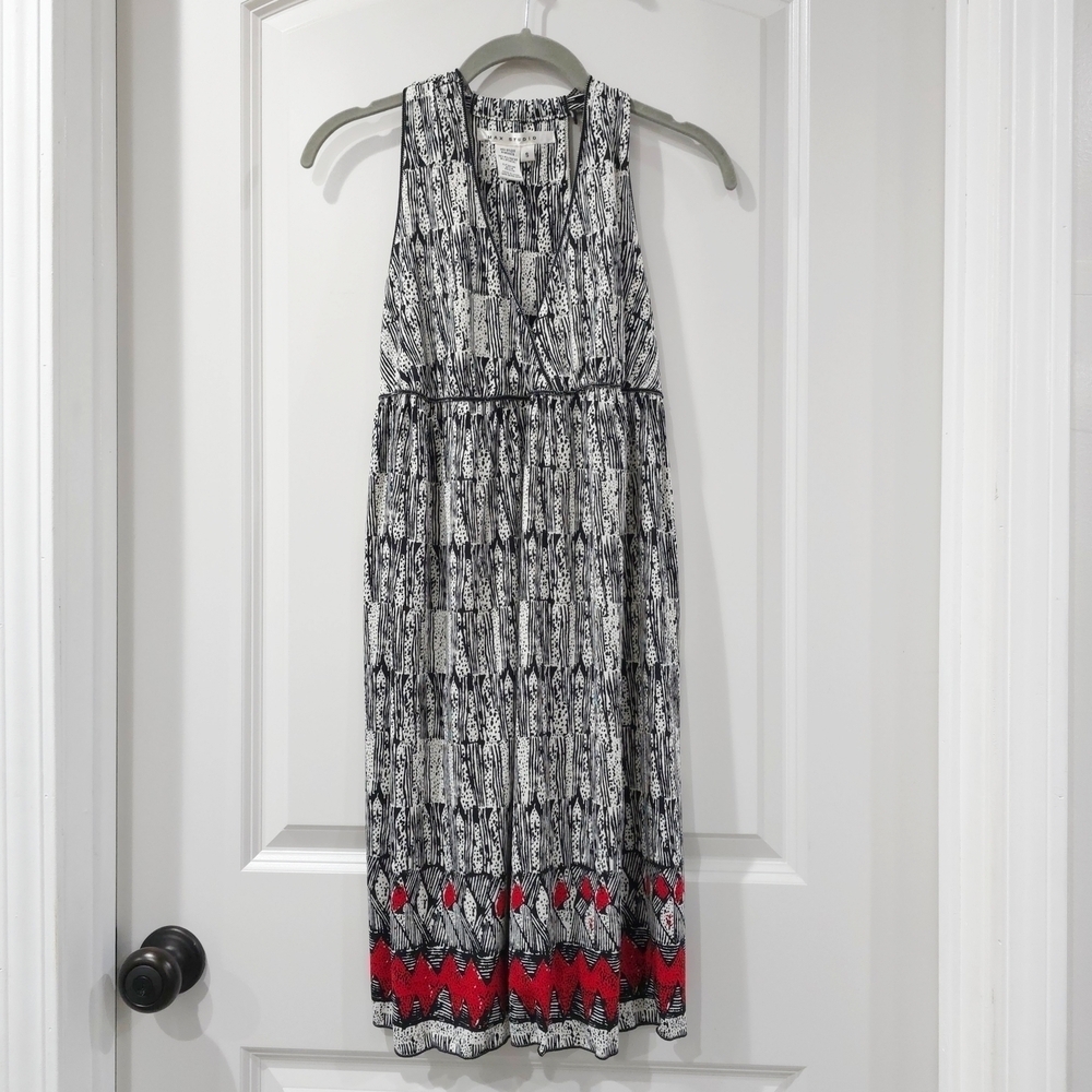 ✨️4/$20. MAX STUDIO Black White Abstract Mini Halter Dress, Red Zig Zag Detail - Picture 3 of 10